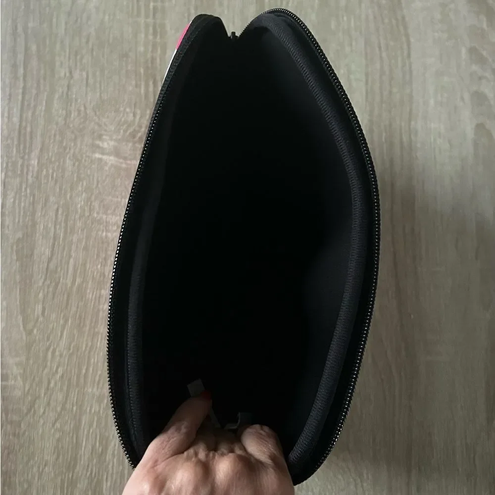 NWOT … Polka Dot “Flamingo” Tablet Case / Pouch